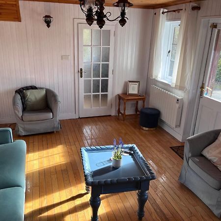 Cosy Lakeside Chalet With Option To Add Private Hot Tub Duneena Esterno foto