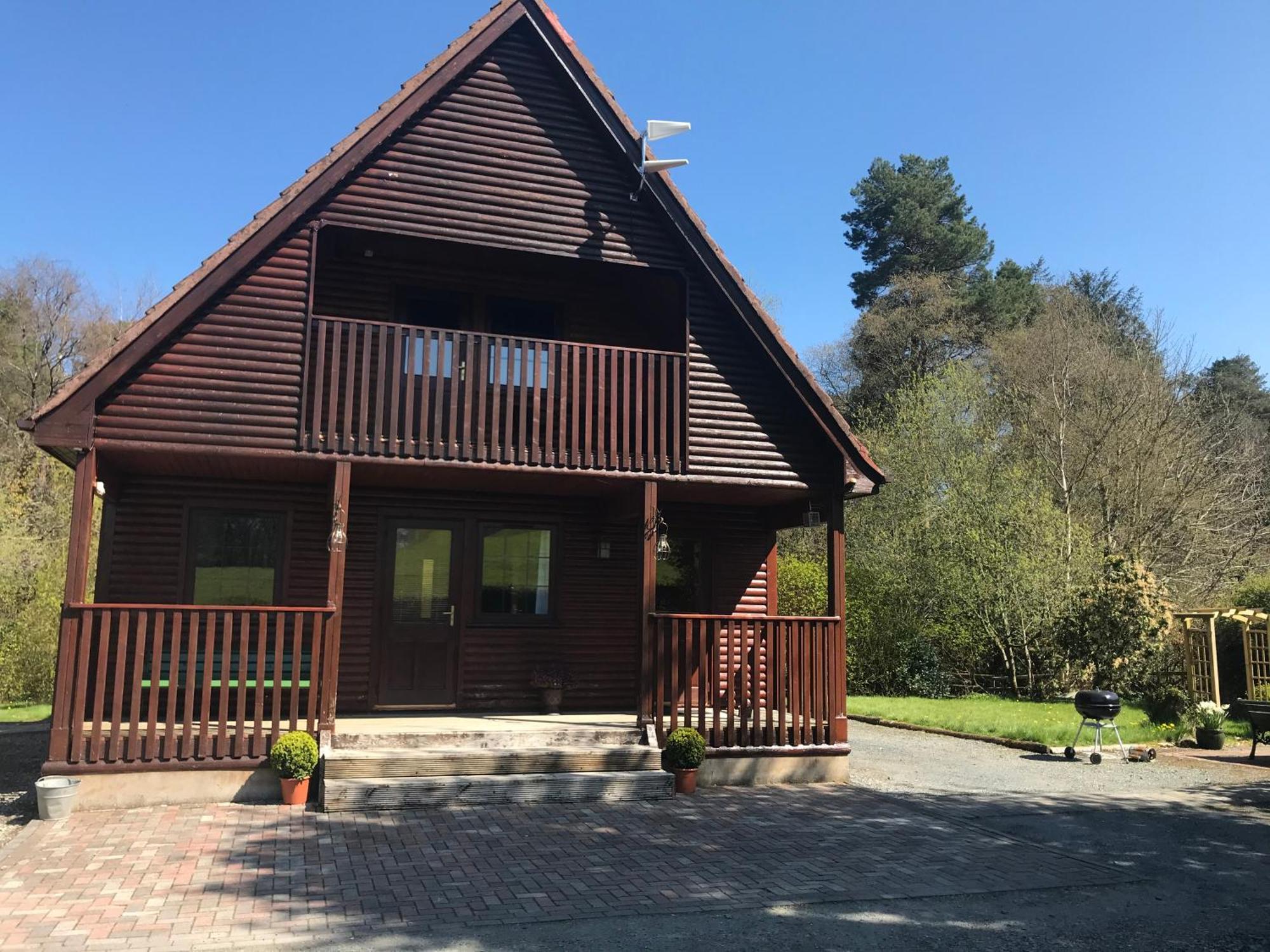 Cosy Lakeside Chalet With Option To Add Private Hot Tub Duneena Esterno foto