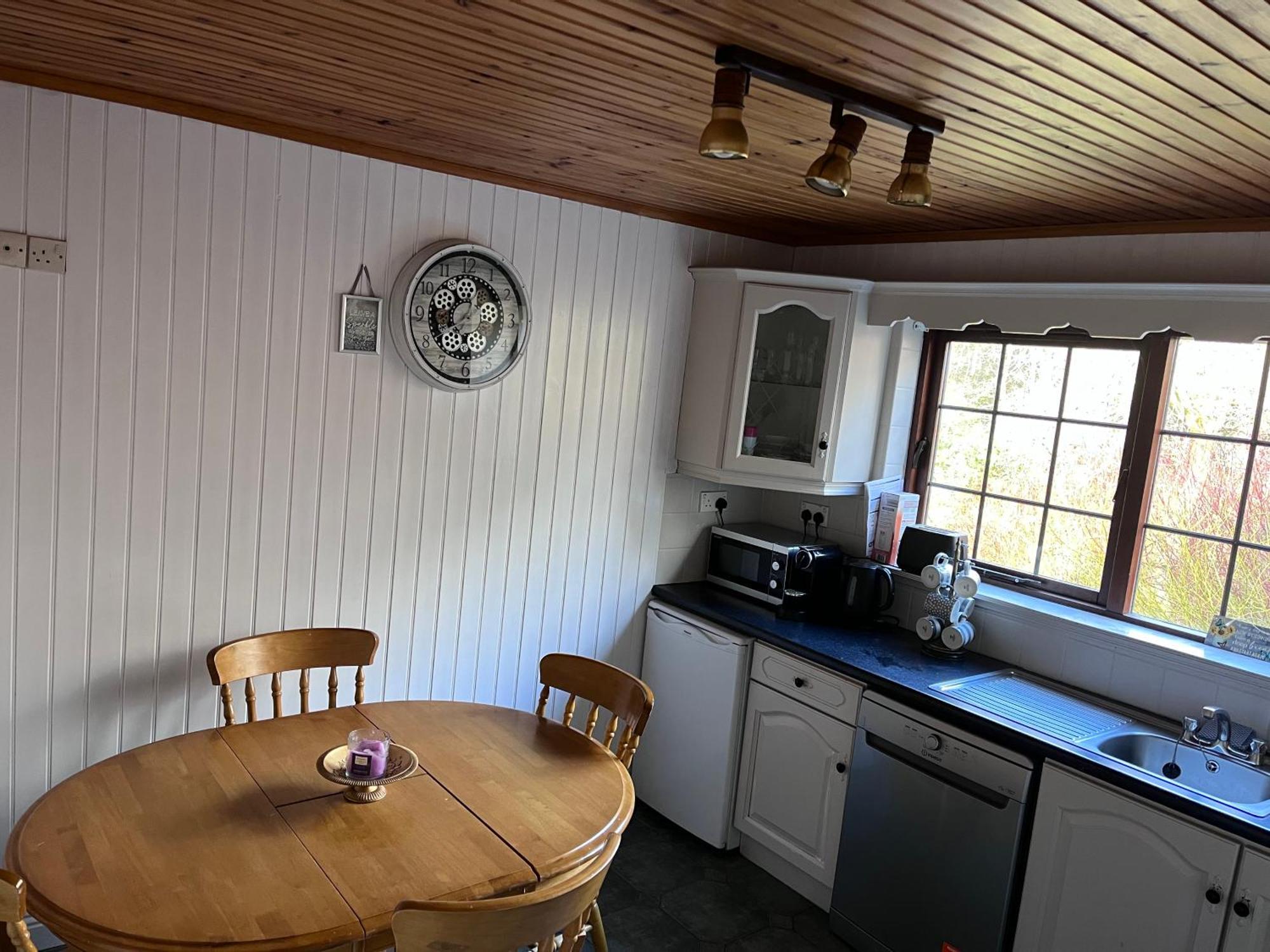 Cosy Lakeside Chalet With Option To Add Private Hot Tub Duneena Esterno foto